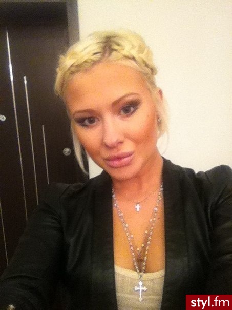 Średnie Fryzury