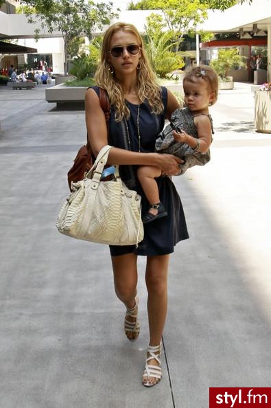 Jessica Alba - Moda uliczna Inne Moda