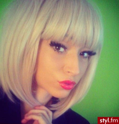 Blond Rozpuszczone Proste z grzywką Na co dzień Średnie Fryzury