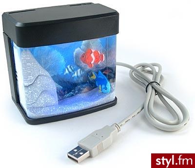 Kiedy podłączysz do USB do komputera, rybki zamknięte w akwarium zaczną się poruszać jak żywe! - 19.99$ - Gadżety Inne Moda