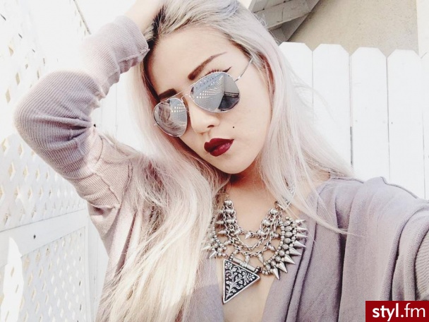 Blond Rozpuszczone Proste Na co dzień Średnie Fryzury