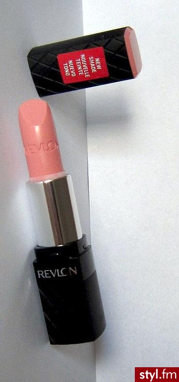 USTA USTA. Revlon Colorburst Lipstick in the shade Pink Sugar - Makijaże