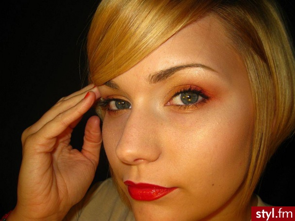 inspiracja. Lips:
MAC Brick Lip Liner
MAC Rockocco (DC)
MAC Pinkarat - Makijaże
