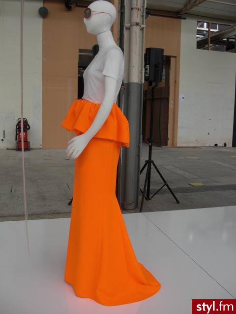 Sukienki Moda