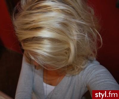Blond Rozpuszczone Proste Na co dzień Średnie Fryzury