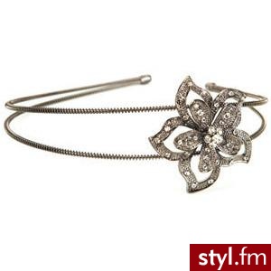 FULL TILT Double Wire Headband - Polyvore. Pobrano ze strony: http://www.polyvore.com/full_tilt_double_wire_headband/thing?id=18811993 - Nakrycia głowy Dodatki Moda
