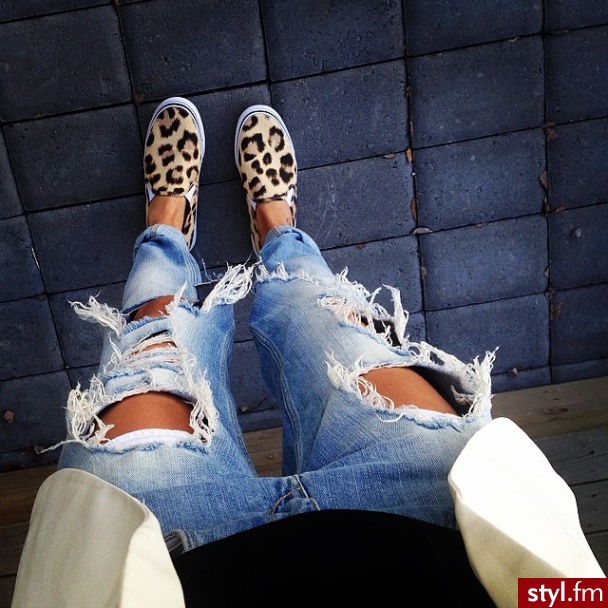 Jeansy Spodnie Moda