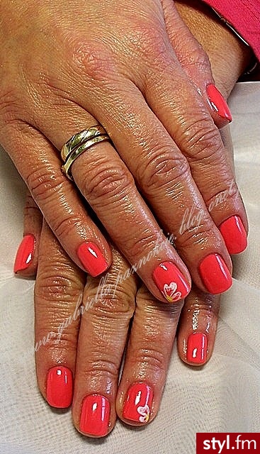 manicure hybrydowy  - Kwadratowe Żelami Naturalne Paznokcie