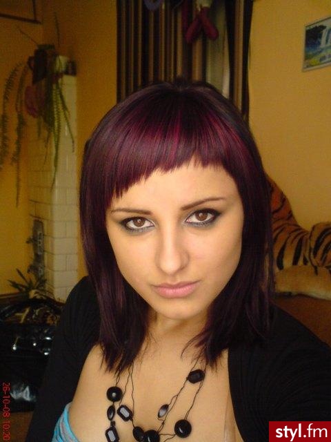 Średnie Fryzury