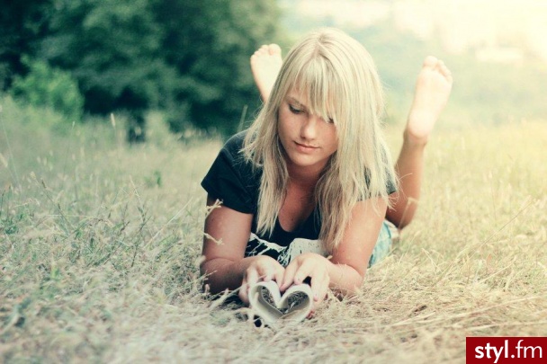 Blond Rozpuszczone Proste z grzywką Na co dzień Średnie Fryzury