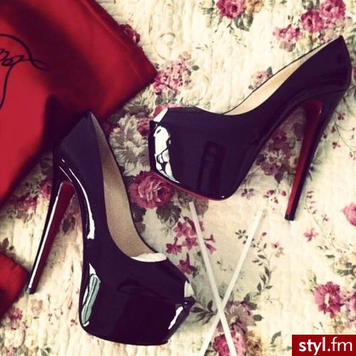 Szpilki Buty Moda