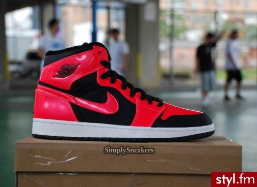 http://www.simplysneakers.com/release-dates/nike-air-jordan-release-dates/ - Pozostałe Buty Moda