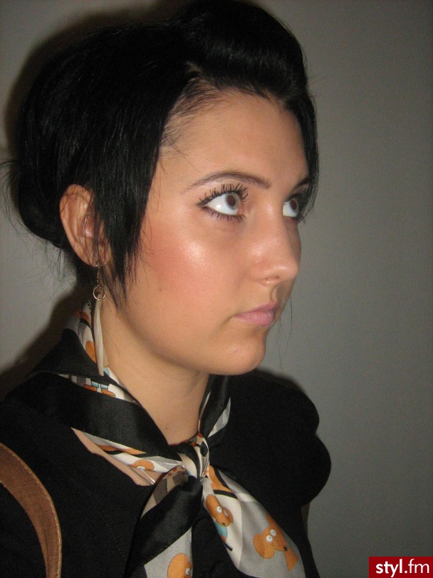 Średnie Fryzury