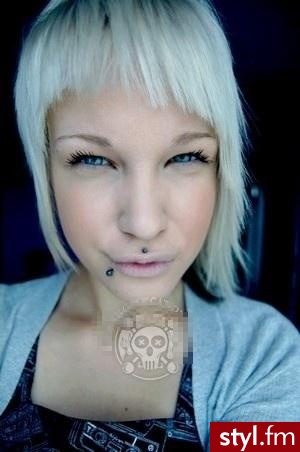 Średnie Fryzury