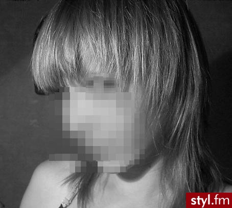 :)) - Średnie Fryzury