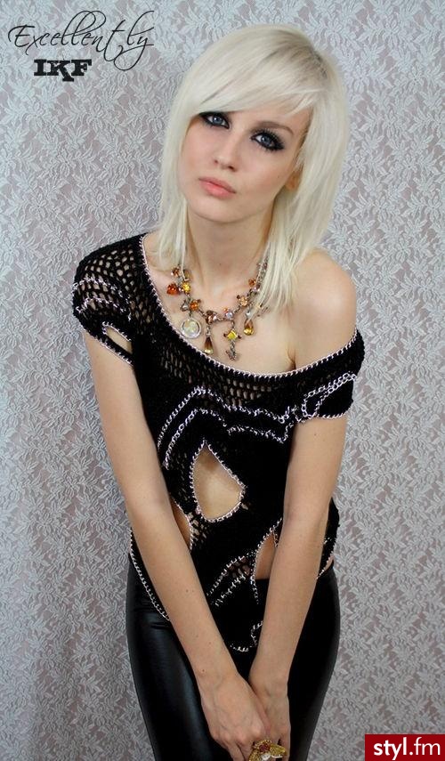 Blond. Jest już ? Podaj link. - Średnie Fryzury
