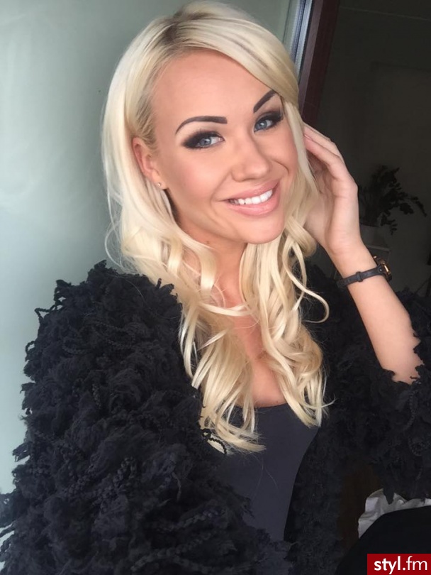Blond Rozpuszczone Kręcone Na co dzień Długie Fryzury